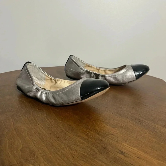 Sam Edelman metallic and black patent leather flats size 6 - Picture 1 of 9